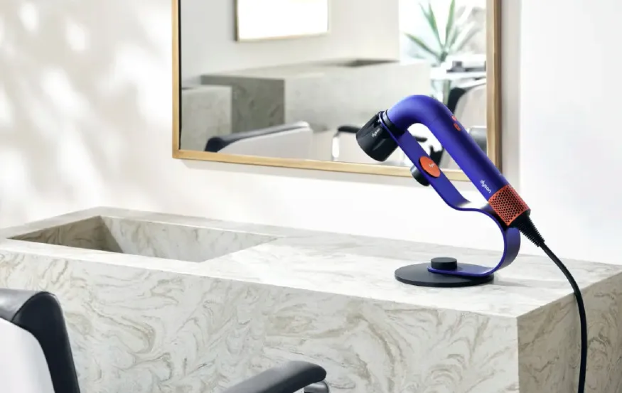 Стилисттерге арнлған шабыт: жаңа Dyson Supersonic r™ шаш кептіргішіне қысқаша шолу